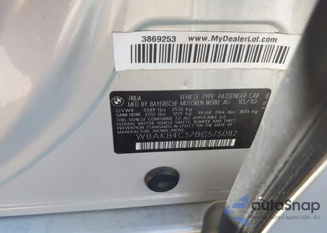 2011 BMW 740Li from USA, damaged, VIN WBAKB4C57BC575082